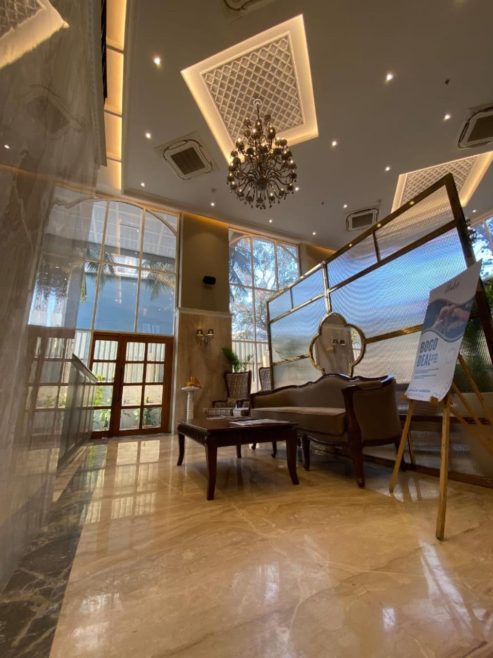 House Mindspace Malad