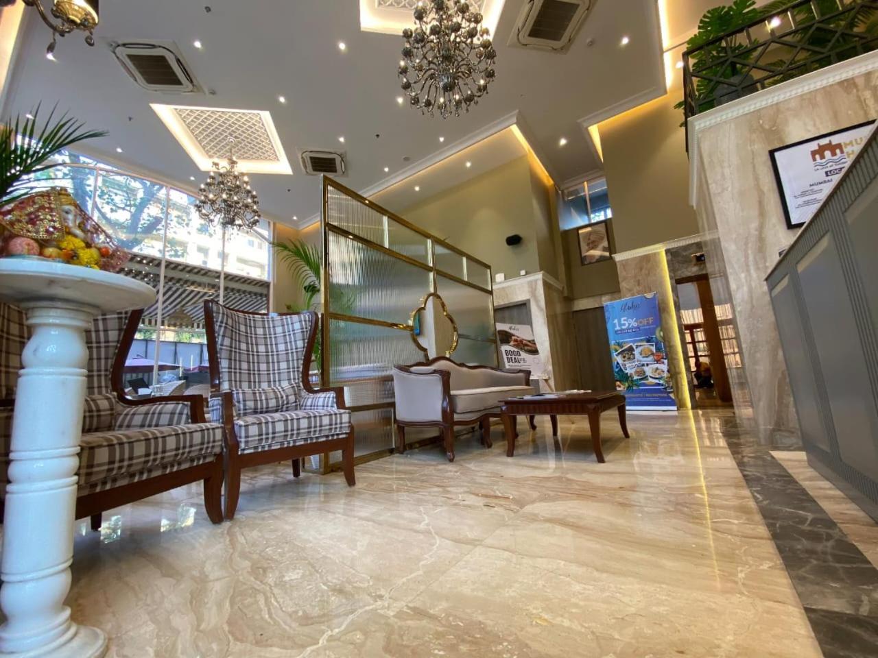 House Mindspace Malad 4* Bombaj